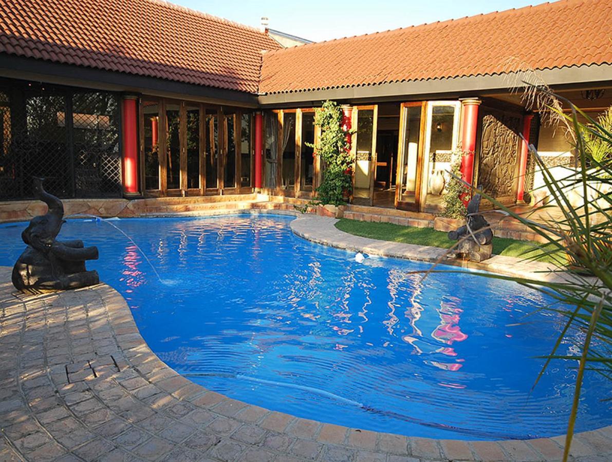 Midrand Conference Centre Hotel Bagian luar foto